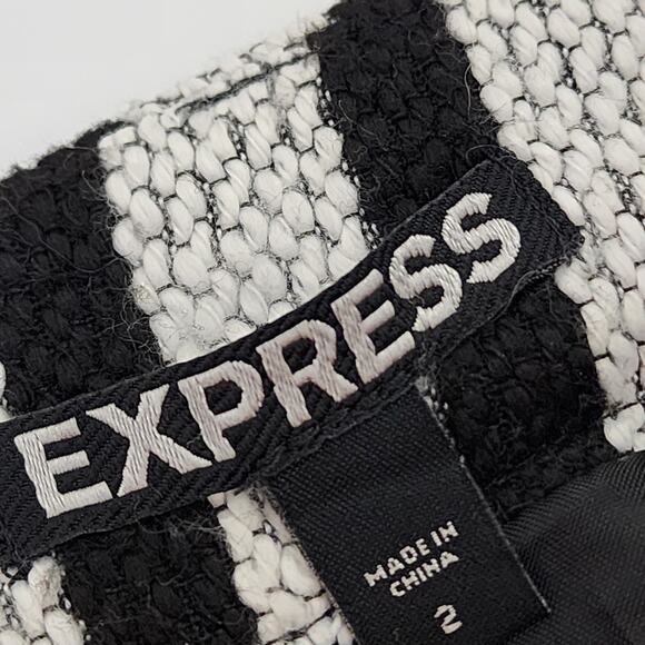 Express Size 2 Black White Striped Skirt - Picture 3 of 5